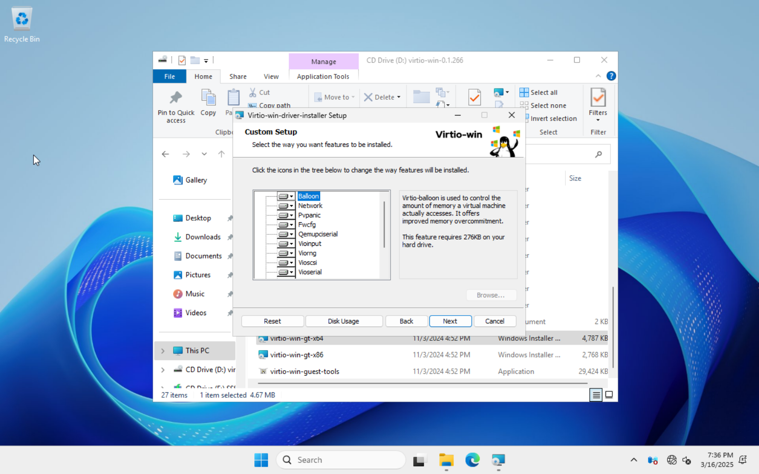 Windows 11 exécuté dans une VM Proxmox, affichant la fenêtre de configuration de l’installateur des pilotes VirtIO. Les options d'installation incluent des pilotes pour la gestion de la mémoire, le réseau, le stockage et d'autres composants de virtualisation.